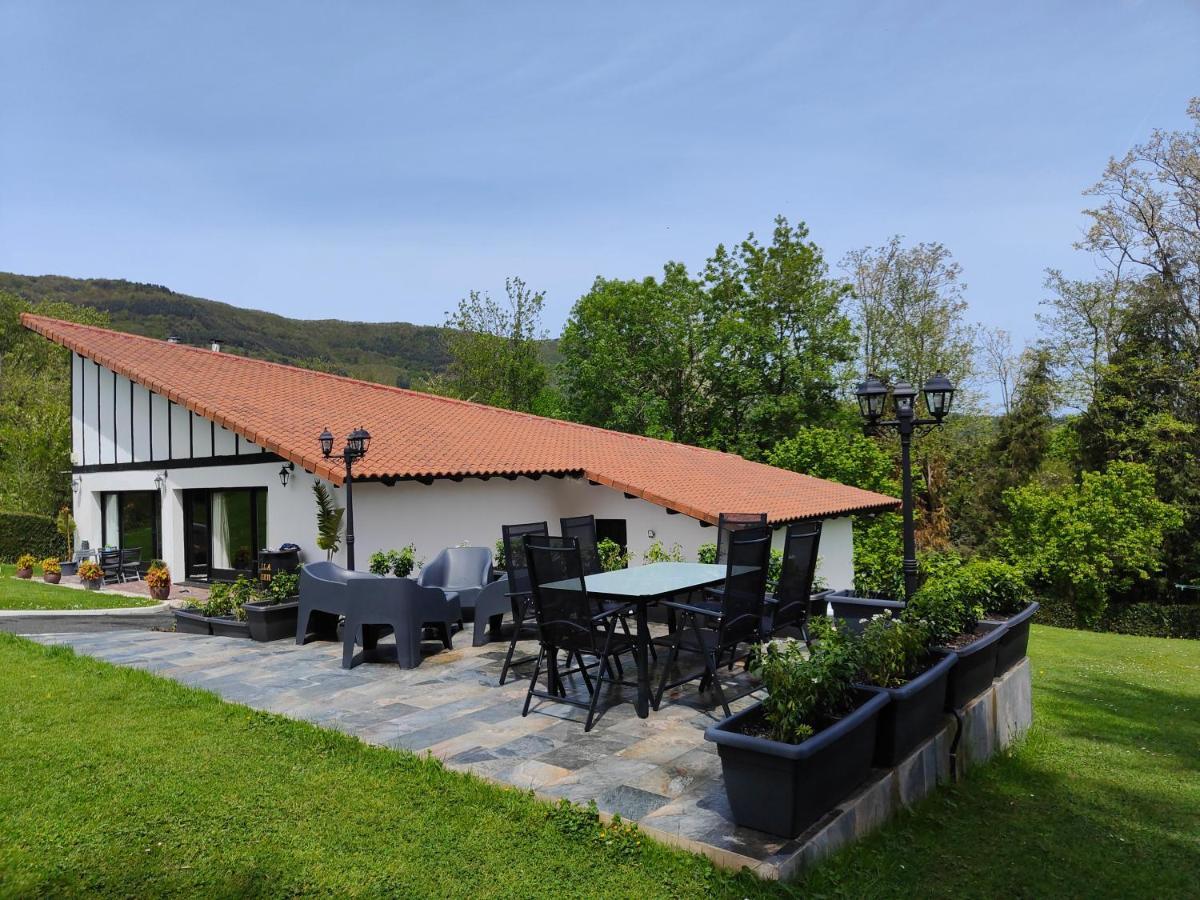 Villa Higer 혼다리비아 외부 사진